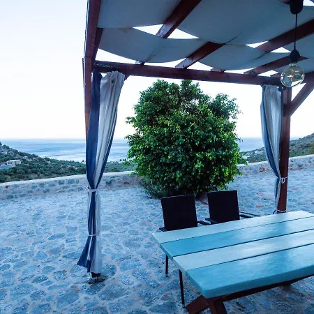 Πανσιόν Soloterra Tower