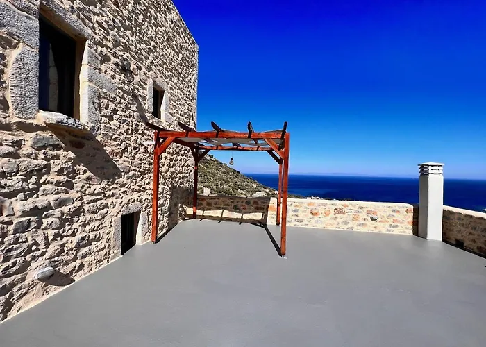 Soloterra Tower بيت ضيافة Kokkala